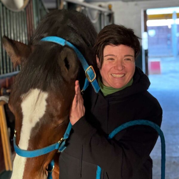Silvia: Manipolatrice fasciale, osteopata e massaggiatrice sportiva per cavalli EquiWellness